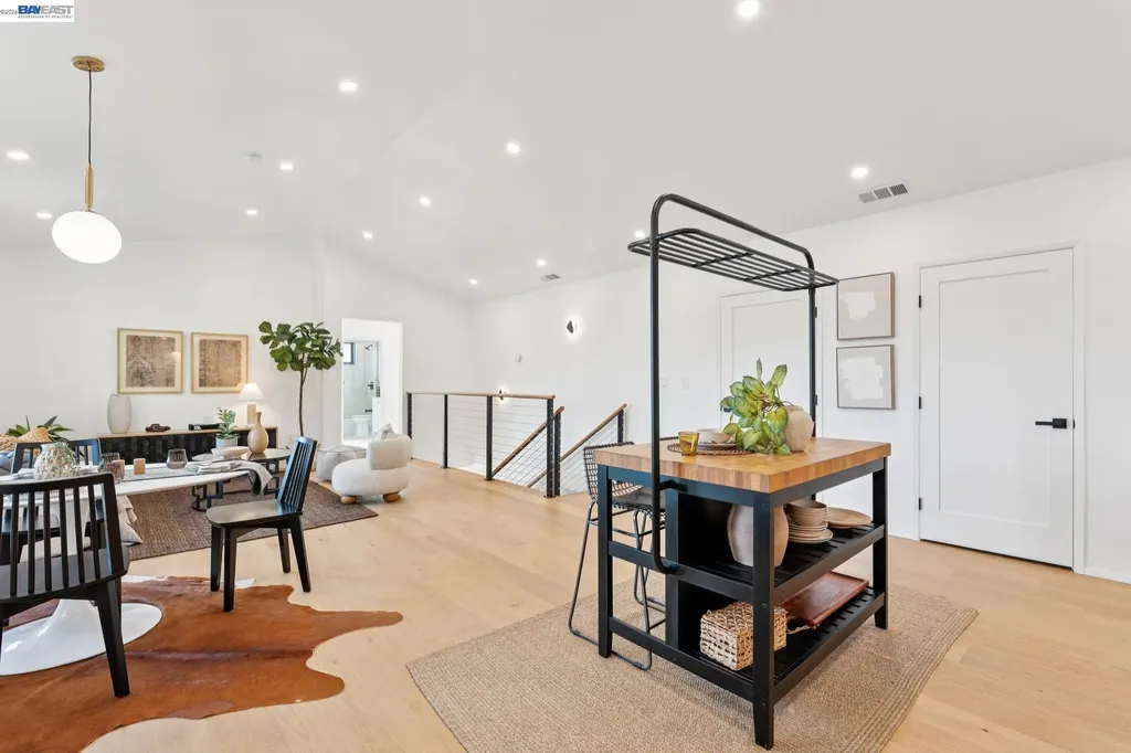 546 Weldon Avenue Oakland CA 94610