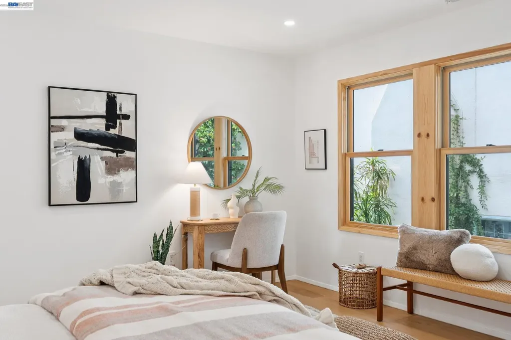 546 Weldon Avenue Oakland CA 94610