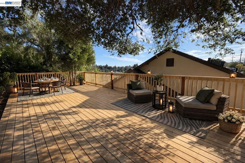 546 Weldon Avenue Oakland CA 94610