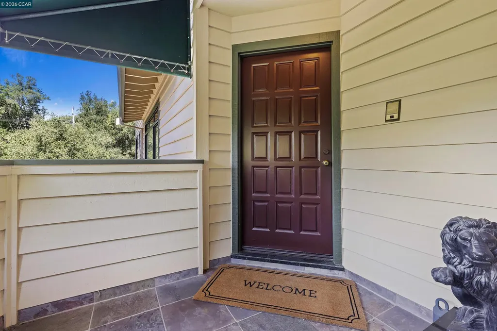 39 Mira Loma Road Orinda CA 94563