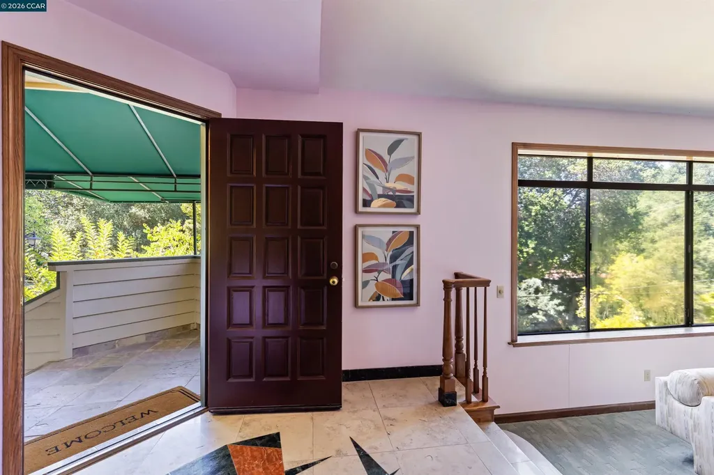 39 Mira Loma Road Orinda CA 94563