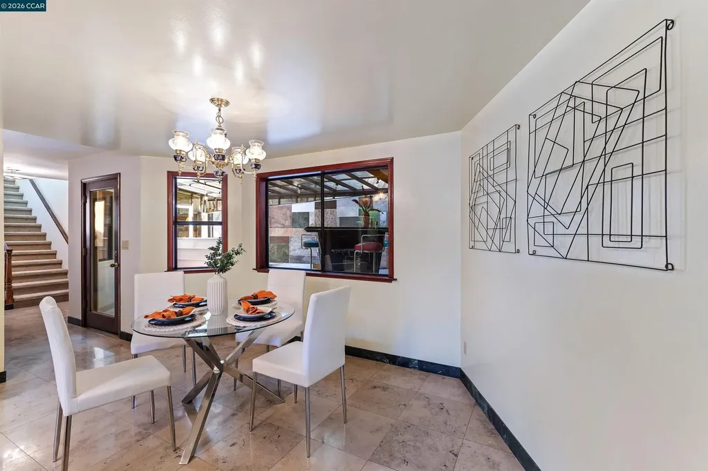 39 Mira Loma Road Orinda CA 94563