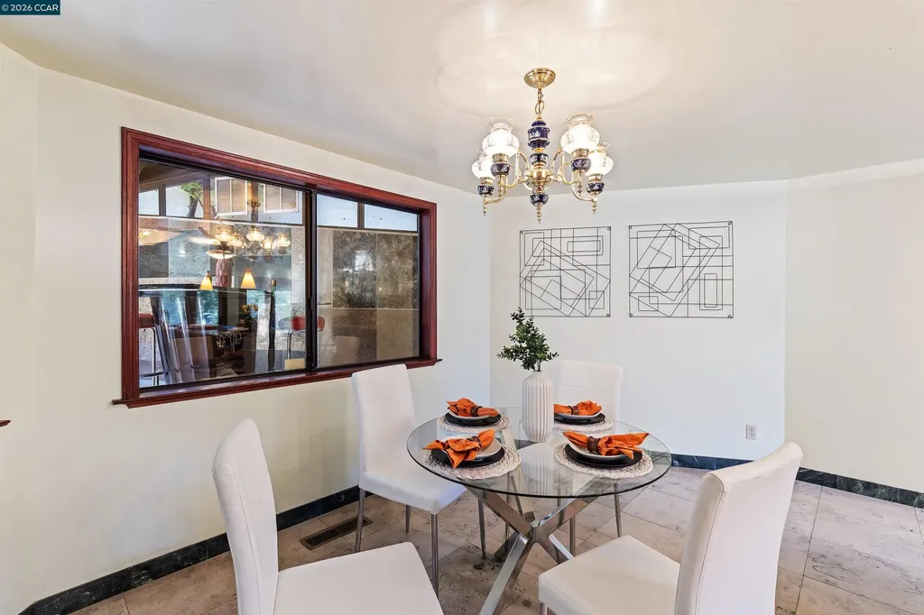 39 Mira Loma Road Orinda CA 94563