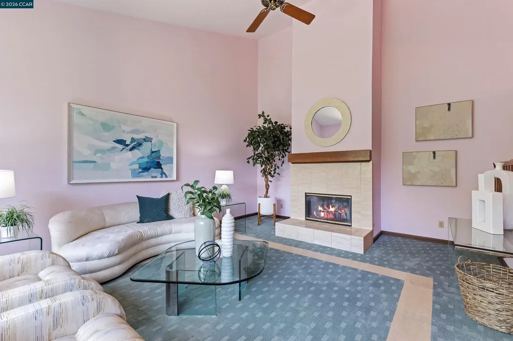 39 Mira Loma Road Orinda CA 94563