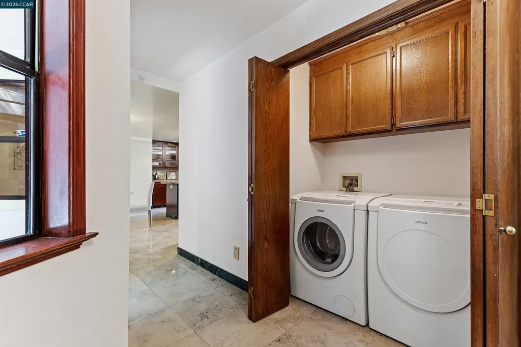 39 Mira Loma Road Orinda CA 94563