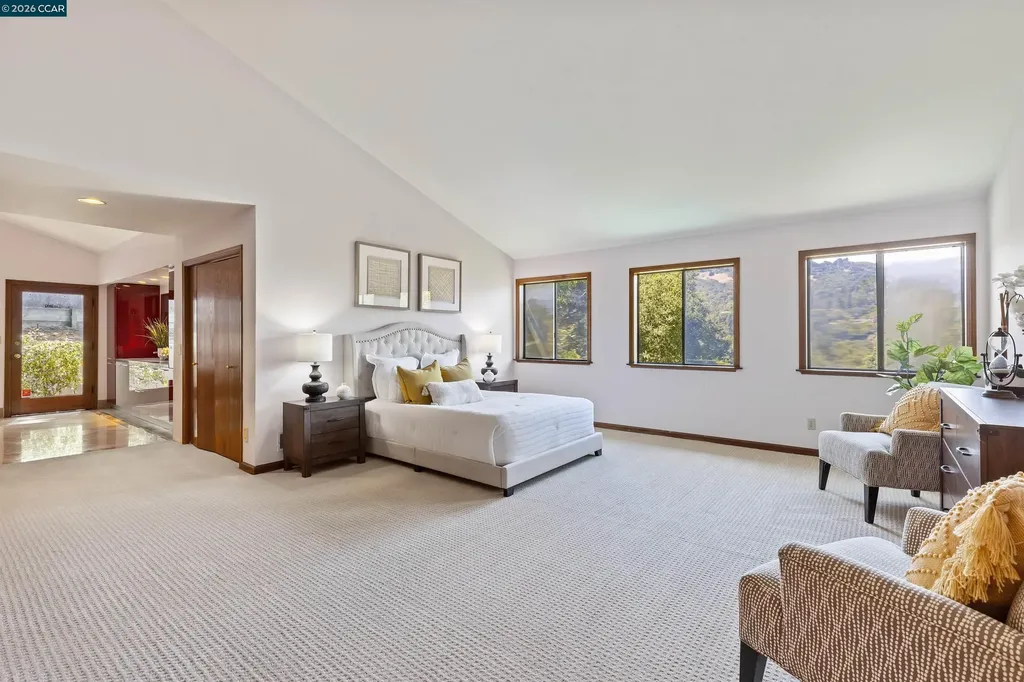 39 Mira Loma Road Orinda CA 94563