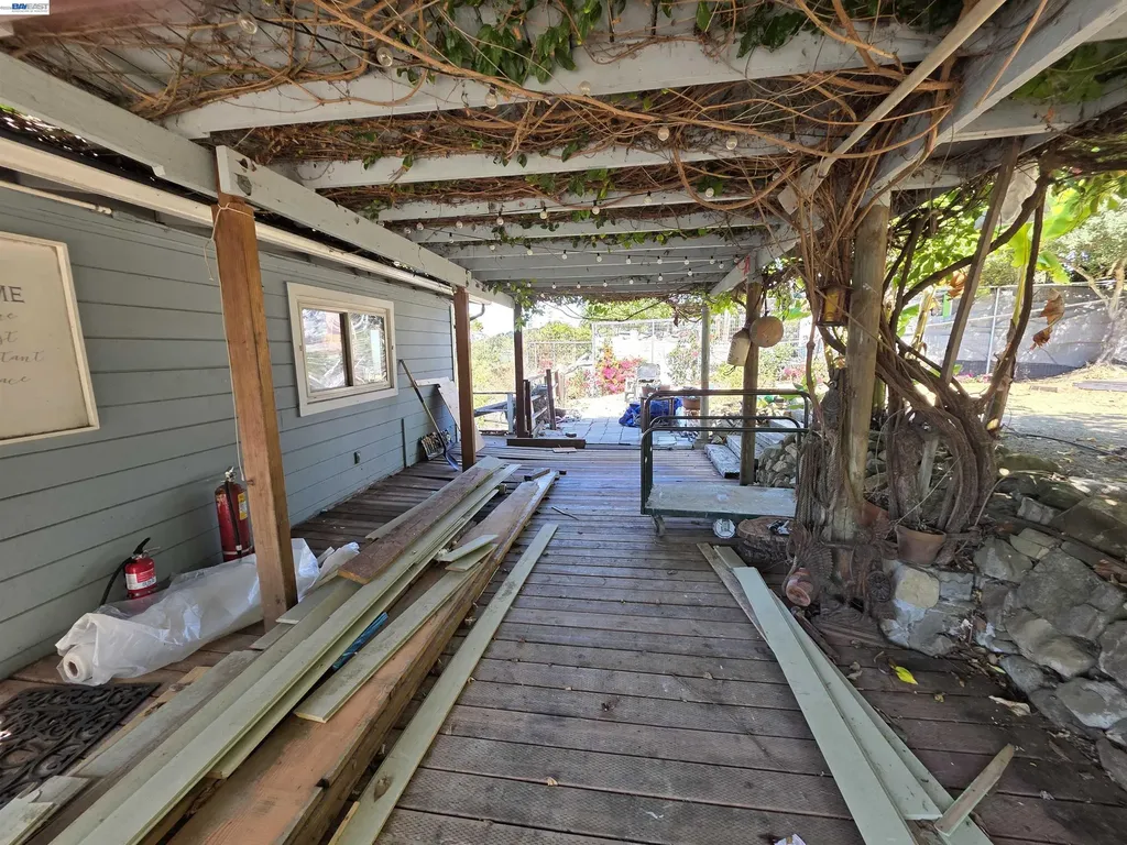 40 Sandy Beach Road Vallejo CA 94590