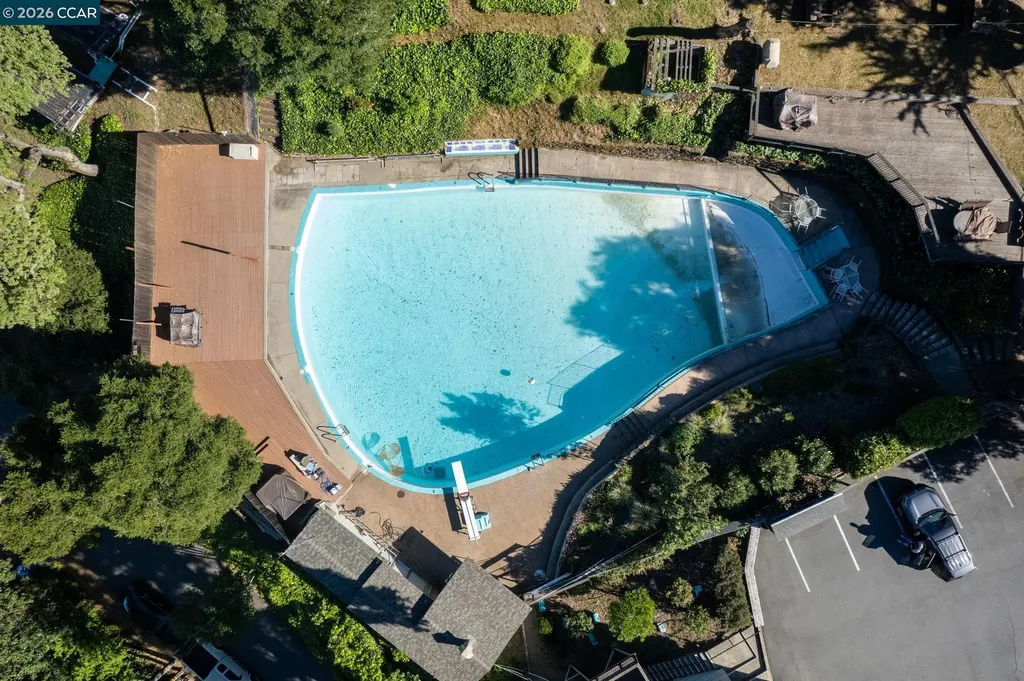 6 Lucille Way Orinda CA 94563