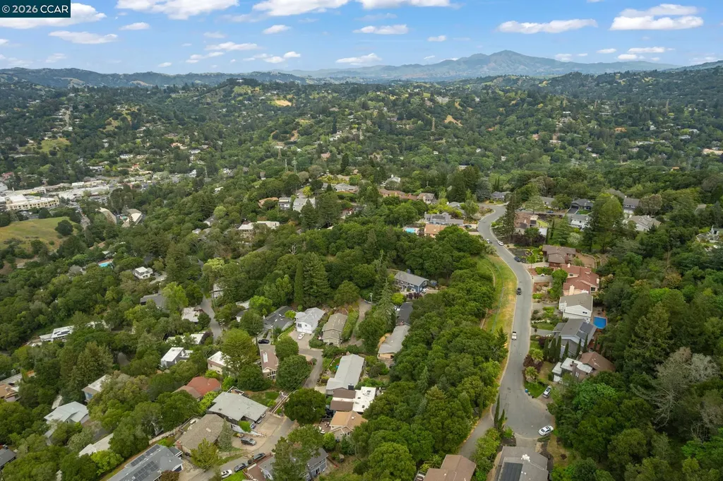 6 Lucille Way Orinda CA 94563