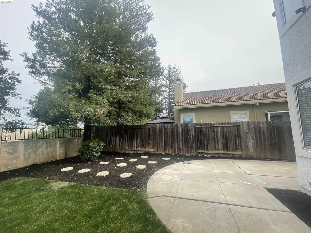 2117 Mark Twain Drive Antioch CA 94531