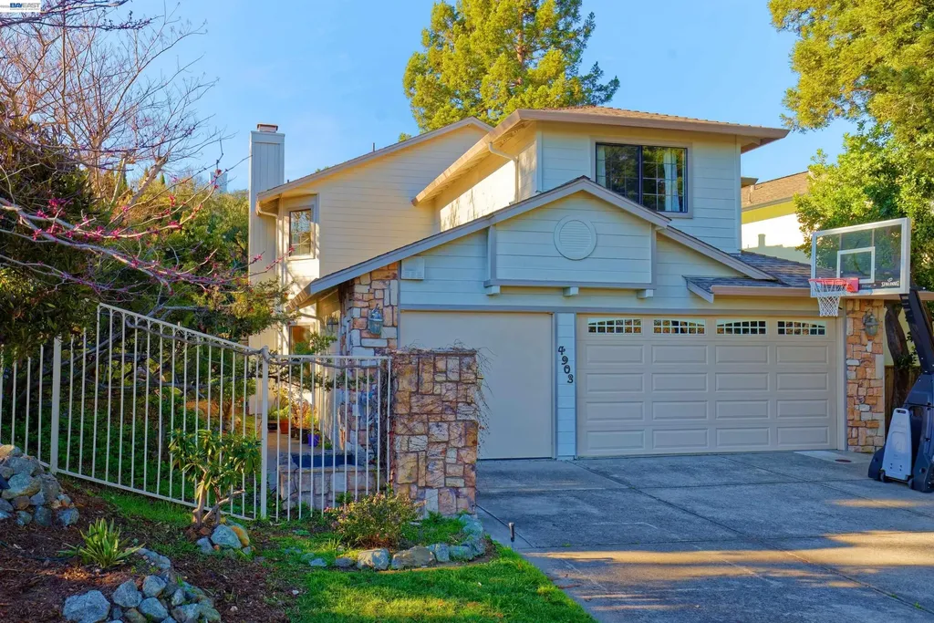 4903 Stoneridge Court Oakland CA 94605