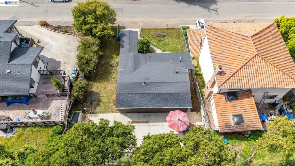 25910 Westview Way Hayward CA 94542