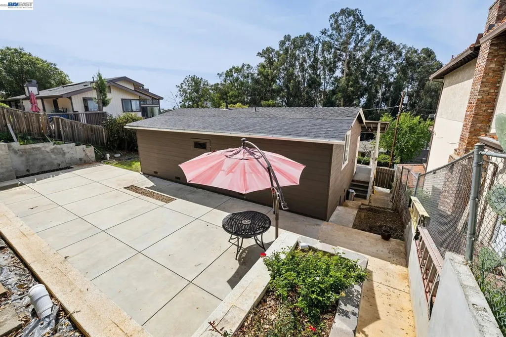 25910 Westview Way Hayward CA 94542