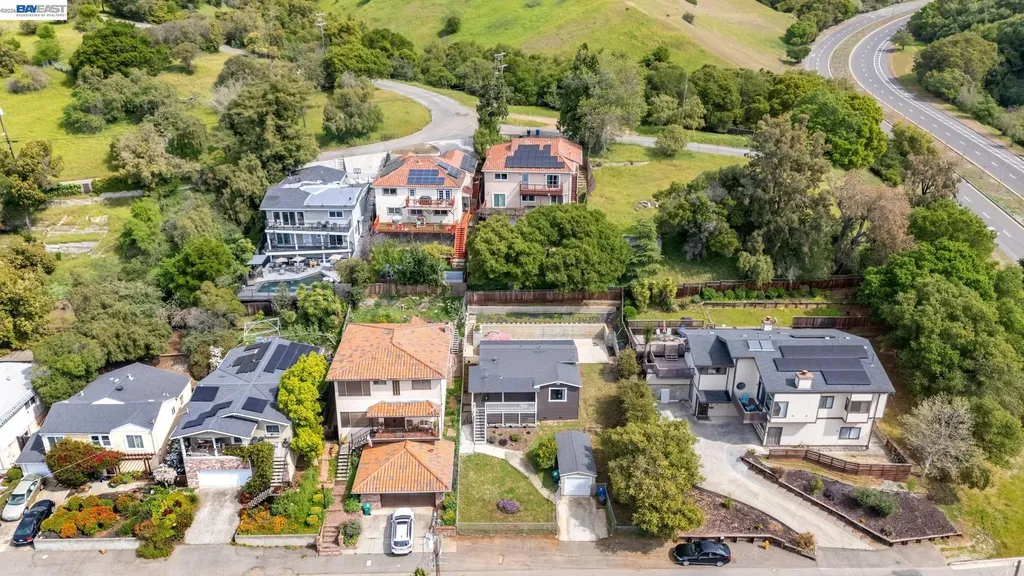 25910 Westview Way Hayward CA 94542