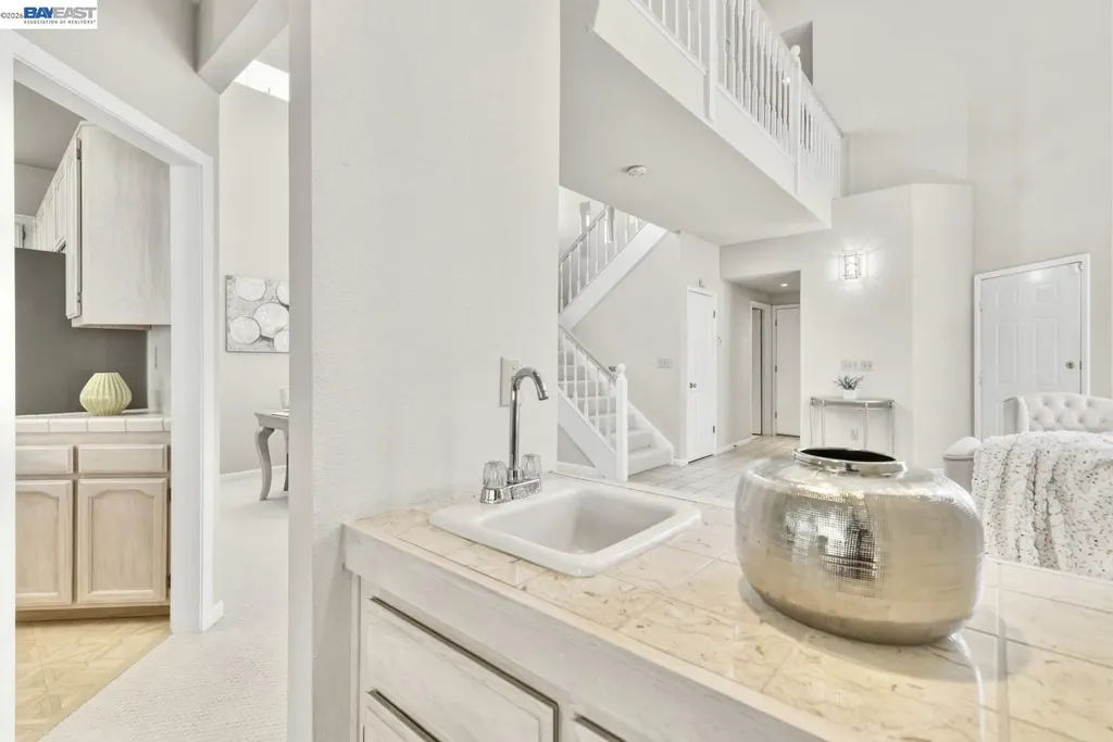 2595 Cherry Hills Drive Discovery Bay CA 94505