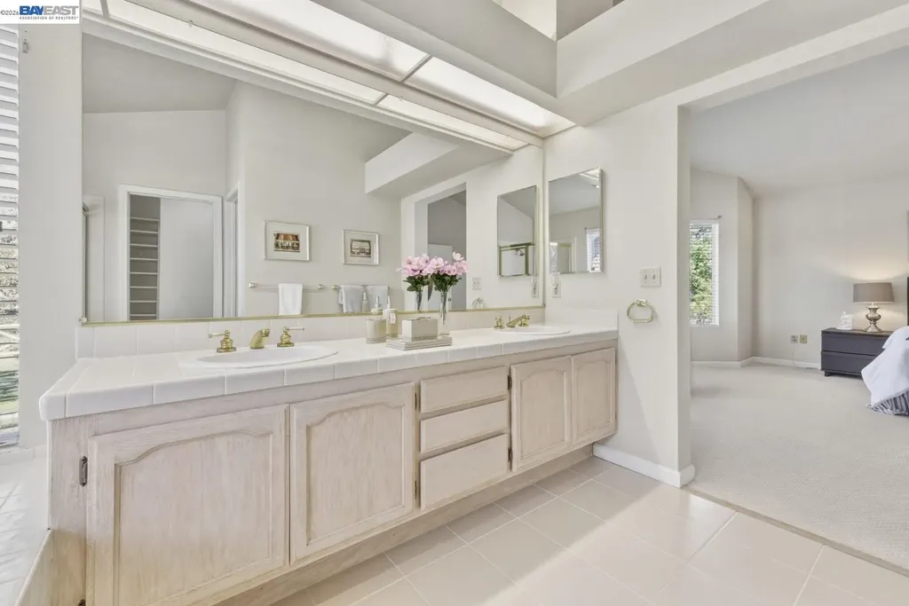 2595 Cherry Hills Drive Discovery Bay CA 94505