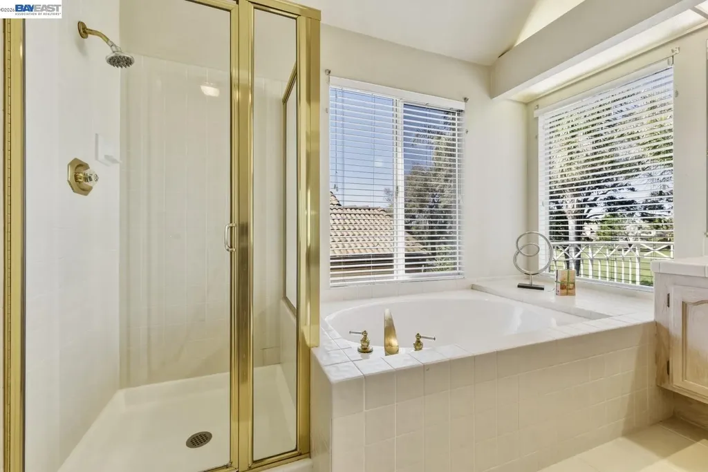 2595 Cherry Hills Drive Discovery Bay CA 94505