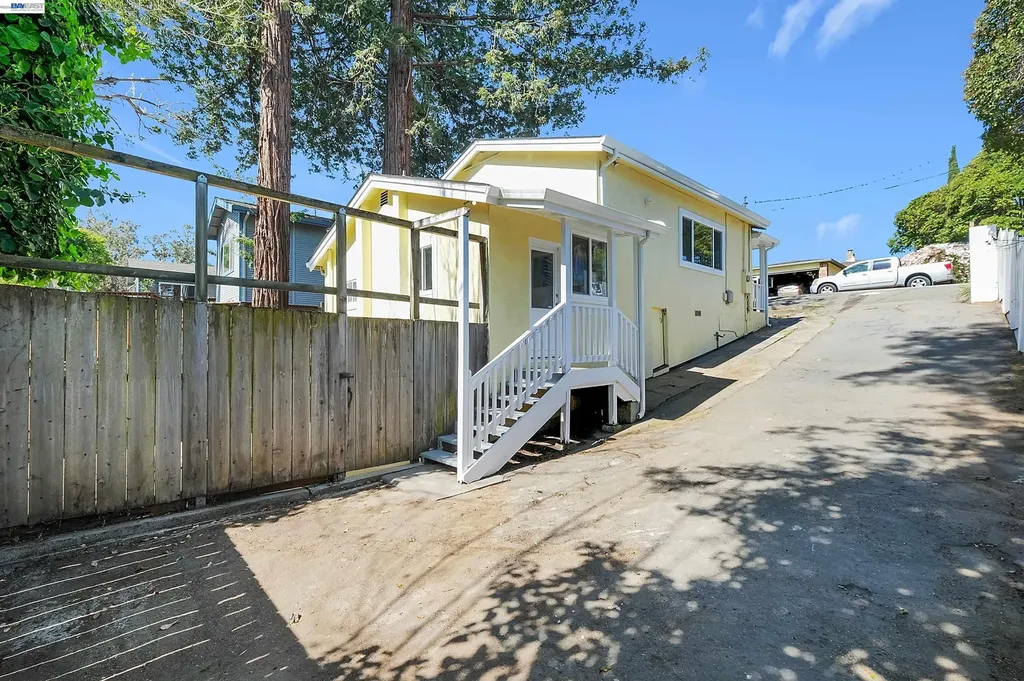 1467 Clay Street Hayward CA 94541