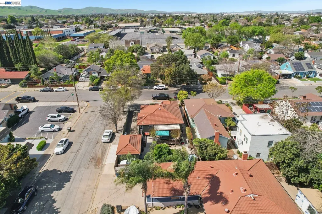 1411 C Street Antioch CA 94509