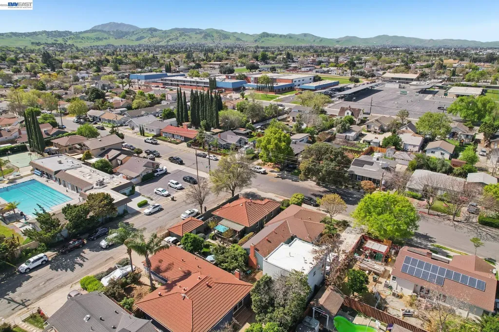 1411 C Street Antioch CA 94509