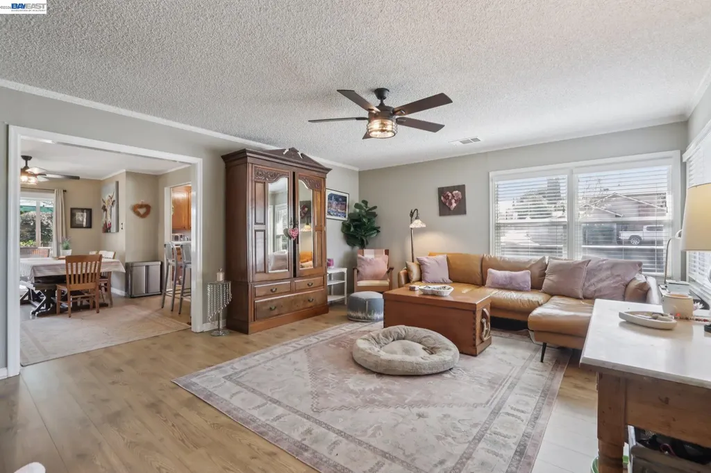 1411 C Street Antioch CA 94509