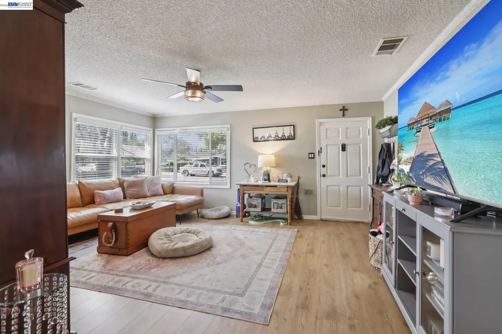 1411 C Street Antioch CA 94509