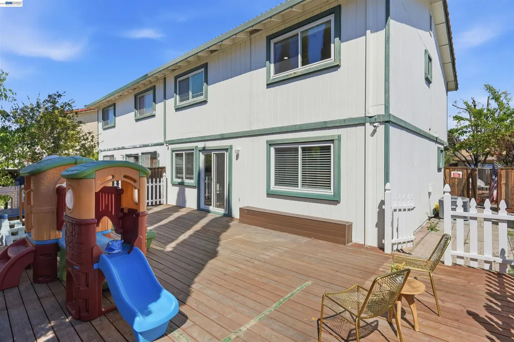 8318 Mulberry Place Dublin CA 94568
