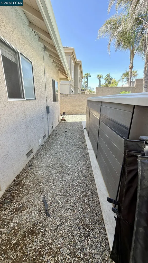 5593 Edgeview Drive Discovery Bay CA 94505