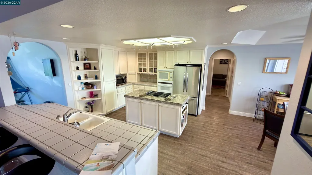 5593 Edgeview Drive Discovery Bay CA 94505