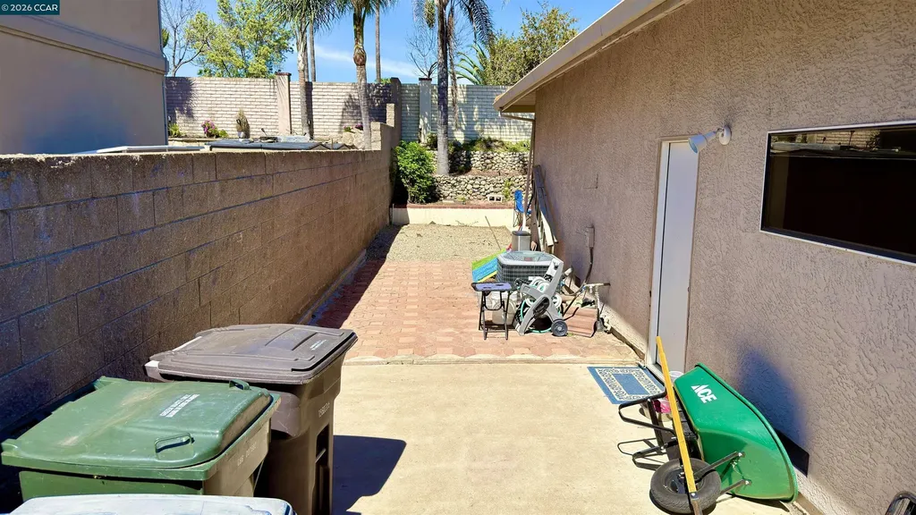 5593 Edgeview Drive Discovery Bay CA 94505