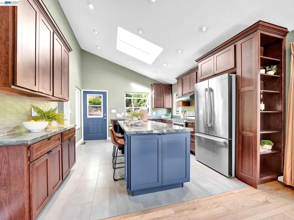 38590 Canyon Heights Drive Fremont CA 94536