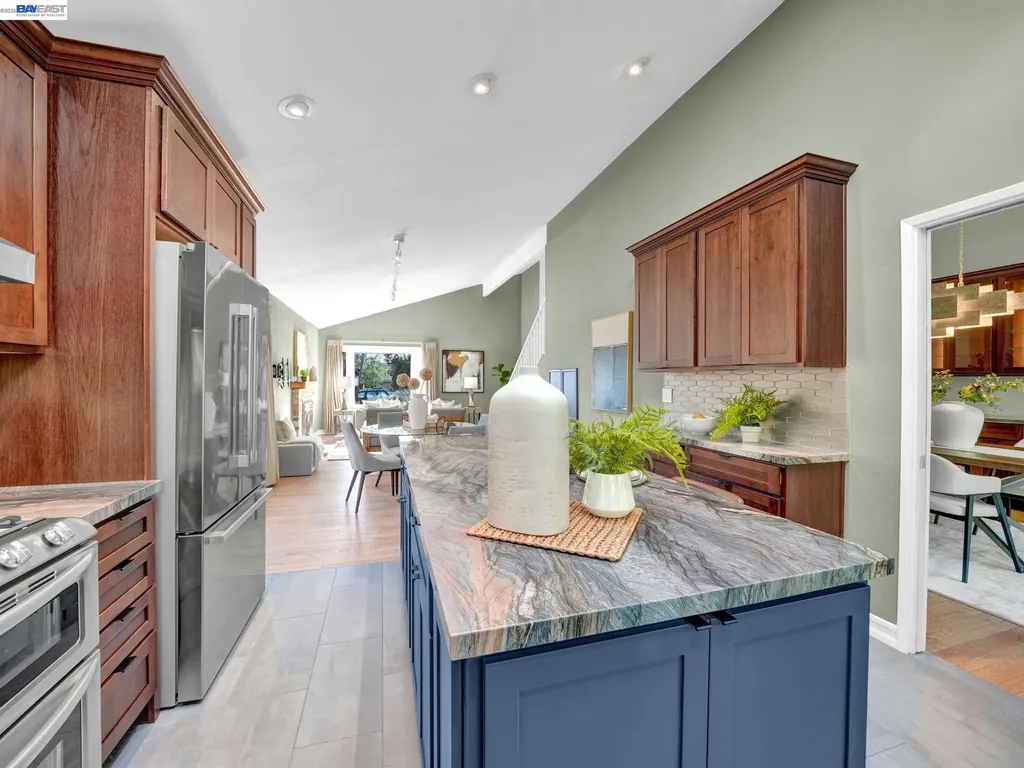 38590 Canyon Heights Drive Fremont CA 94536