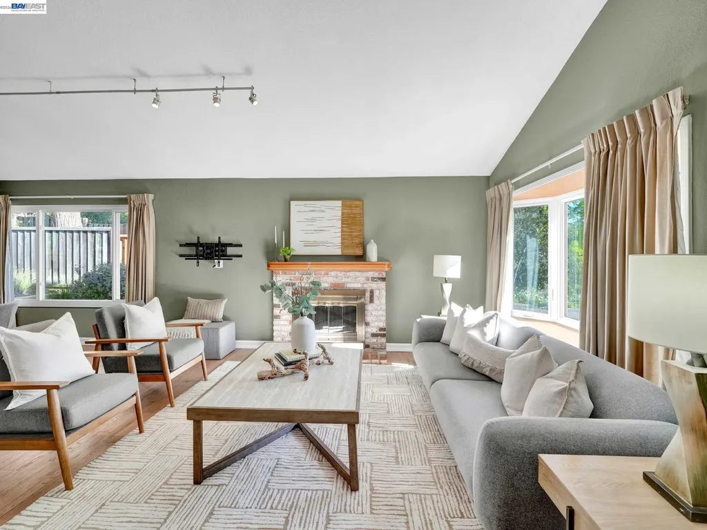 38590 Canyon Heights Drive Fremont CA 94536