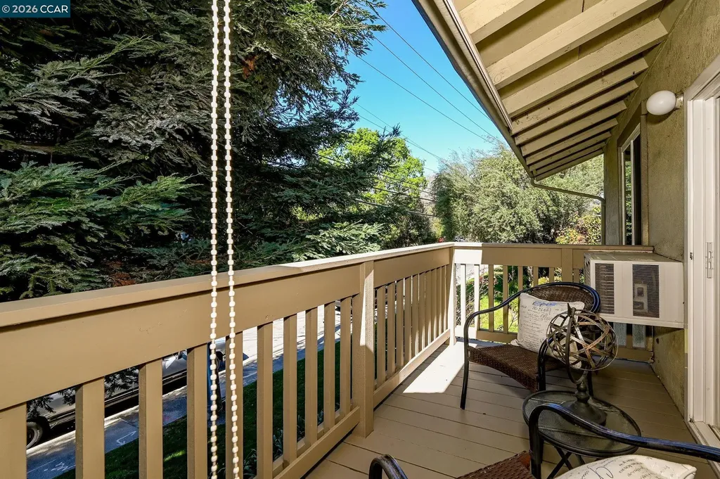 2560 Walnut Boulevard Walnut Creek CA 94596