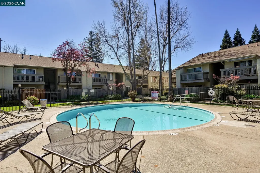 2560 Walnut Boulevard Walnut Creek CA 94596