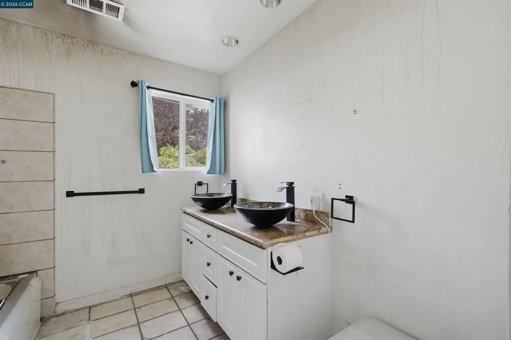 3635 64th Avenue Oakland CA 94605
