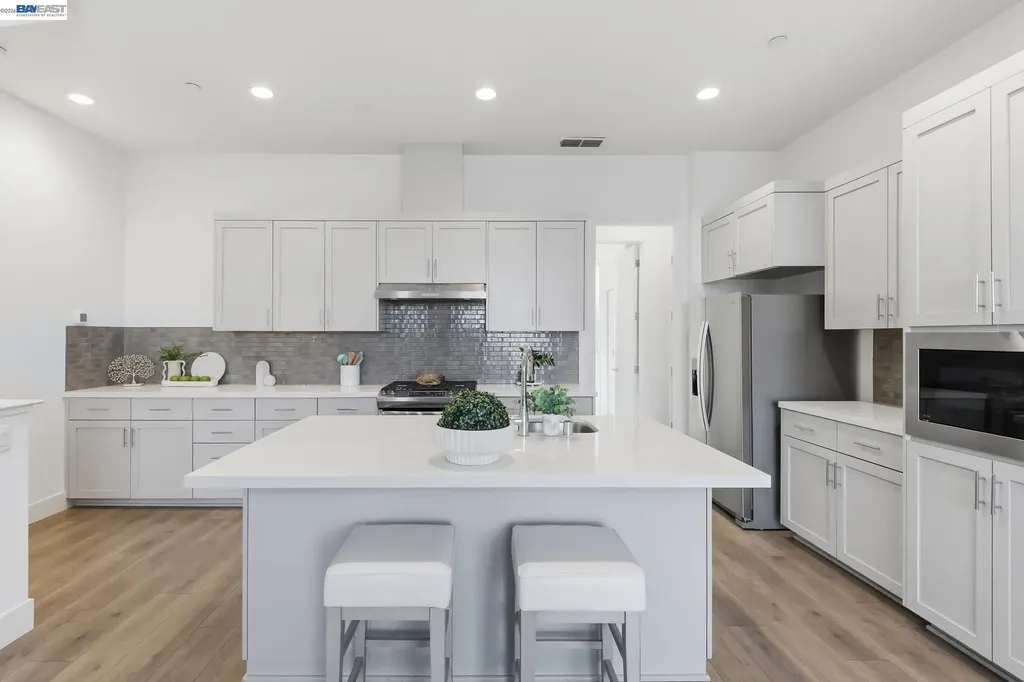 7134 Regional Street Dublin CA 94568