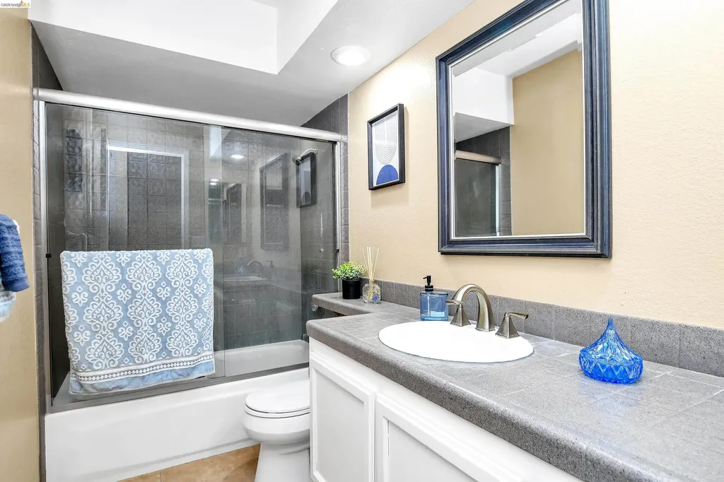 2454 San Simeon Court Discovery Bay CA 94505