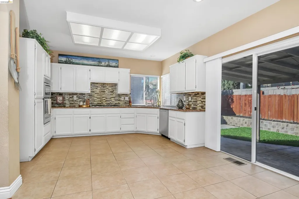 2454 San Simeon Court Discovery Bay CA 94505