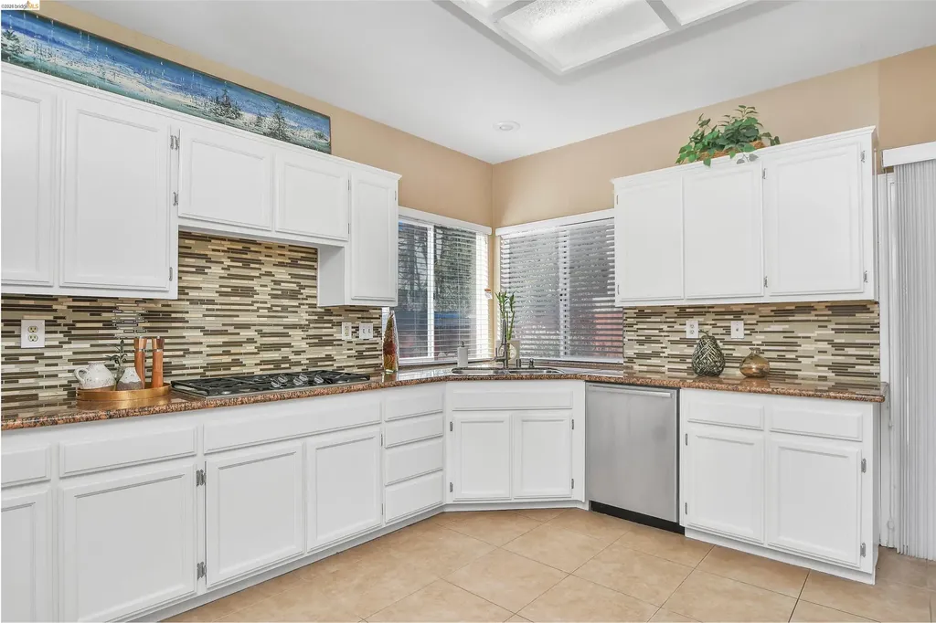 2454 San Simeon Court Discovery Bay CA 94505