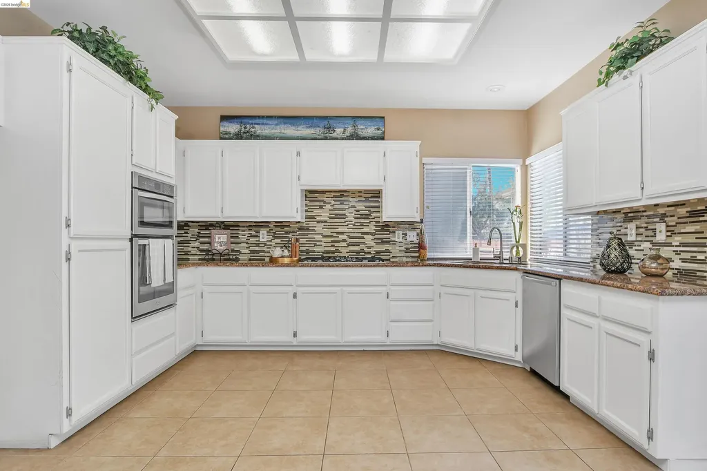 2454 San Simeon Court Discovery Bay CA 94505