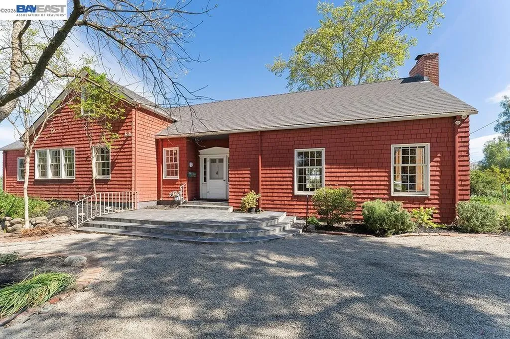 1972 Livermore Avenue Livermore CA 94550
