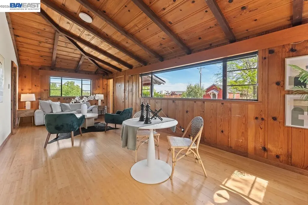 1972 Livermore Avenue Livermore CA 94550