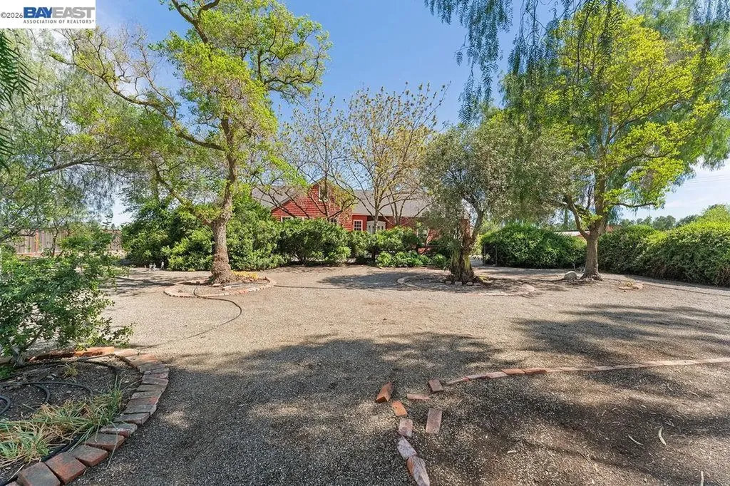 1972 Livermore Avenue Livermore CA 94550