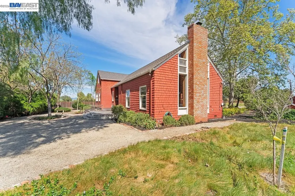 1972 Livermore Avenue Livermore CA 94550