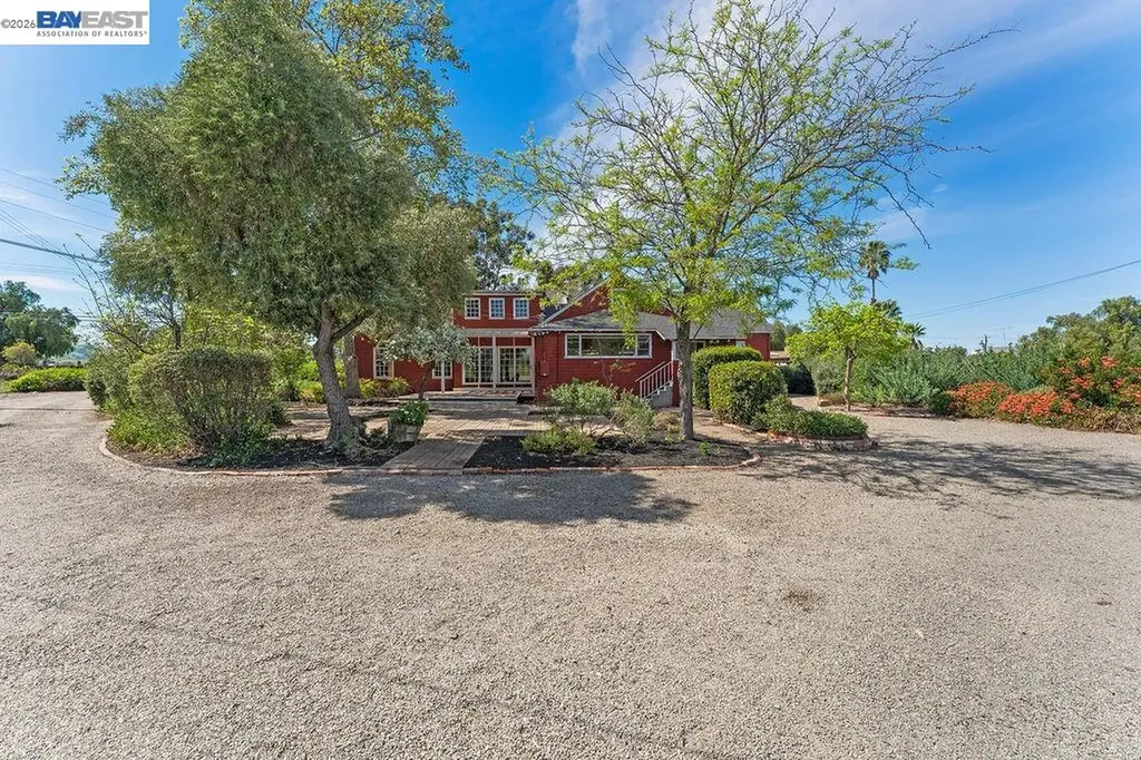 1972 Livermore Avenue Livermore CA 94550