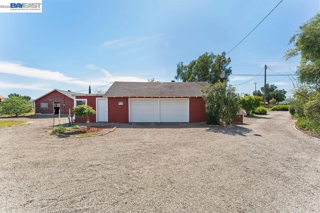 1972 Livermore Avenue Livermore CA 94550