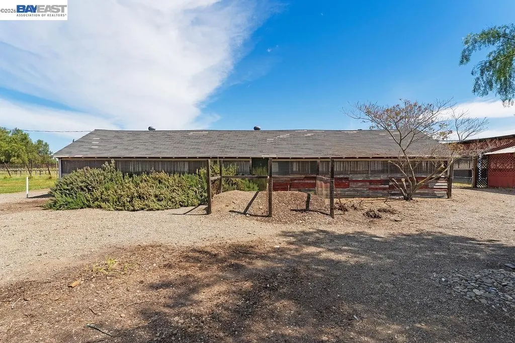 1972 Livermore Avenue Livermore CA 94550
