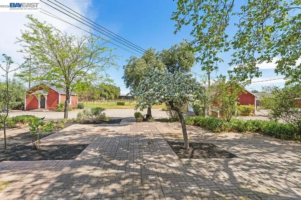 1972 Livermore Avenue Livermore CA 94550