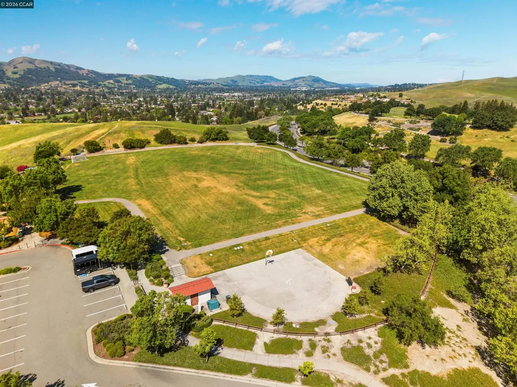 812 Beaver Creek Court San Ramon CA 94582